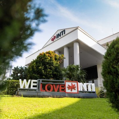 Inti International University & College
